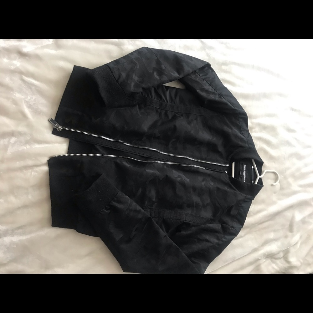 Jacket - Picture 3 of 5